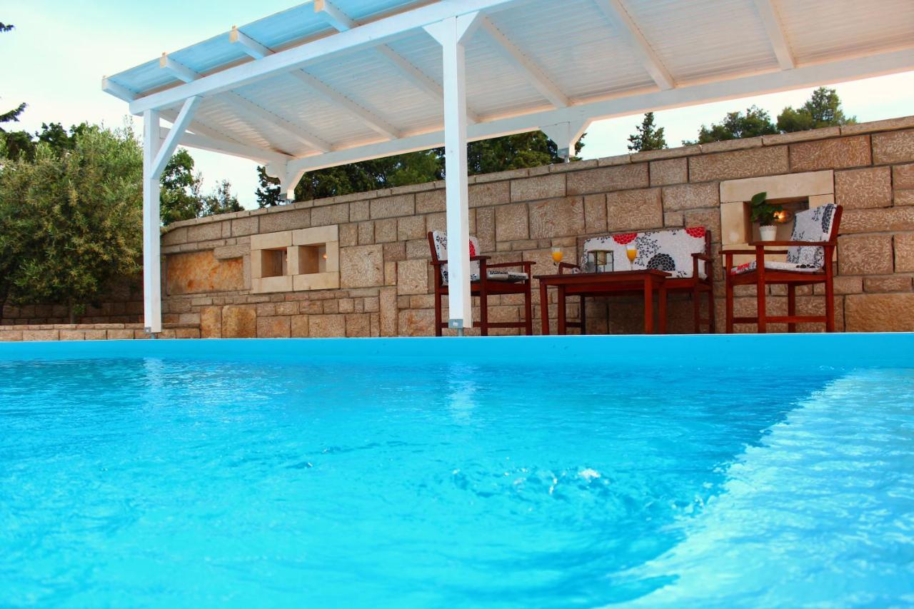 Bungalow Vice With Pool ปาโกชตาเน ภายนอก รูปภาพ